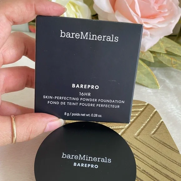 bareMinerals BAREPRO Medium Deep 45 Neutral Powder Foundation - Picture 7 of 7
